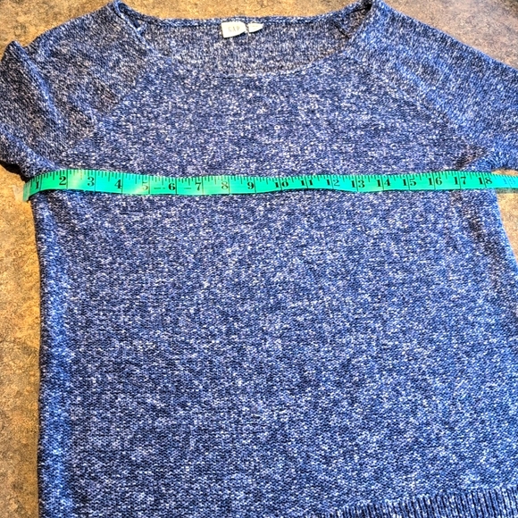 Gap Sweater - Picture 4 of 7